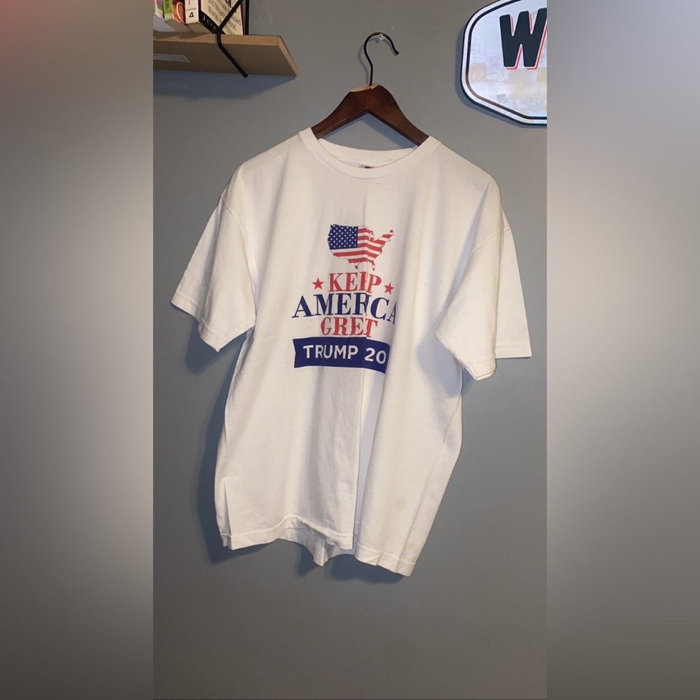 Donald Trump Keep America Great Campaign 2020 (Size Large)